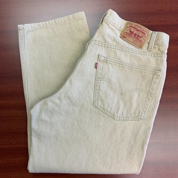 Vintage Men's 550's Levi's USA Made 100% Cotton